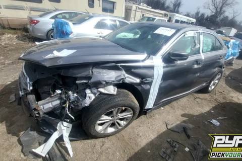 Photo of 2014 Ford Taurus