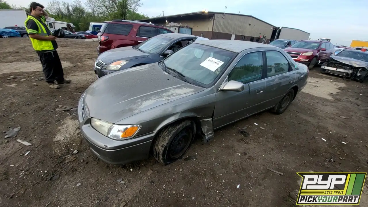 Photo of 2000 Toyota Camry