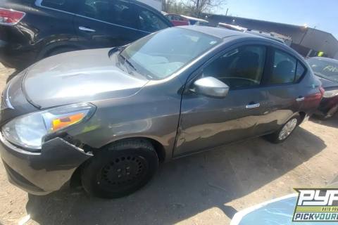 Photo of 2016 Nissan Versa