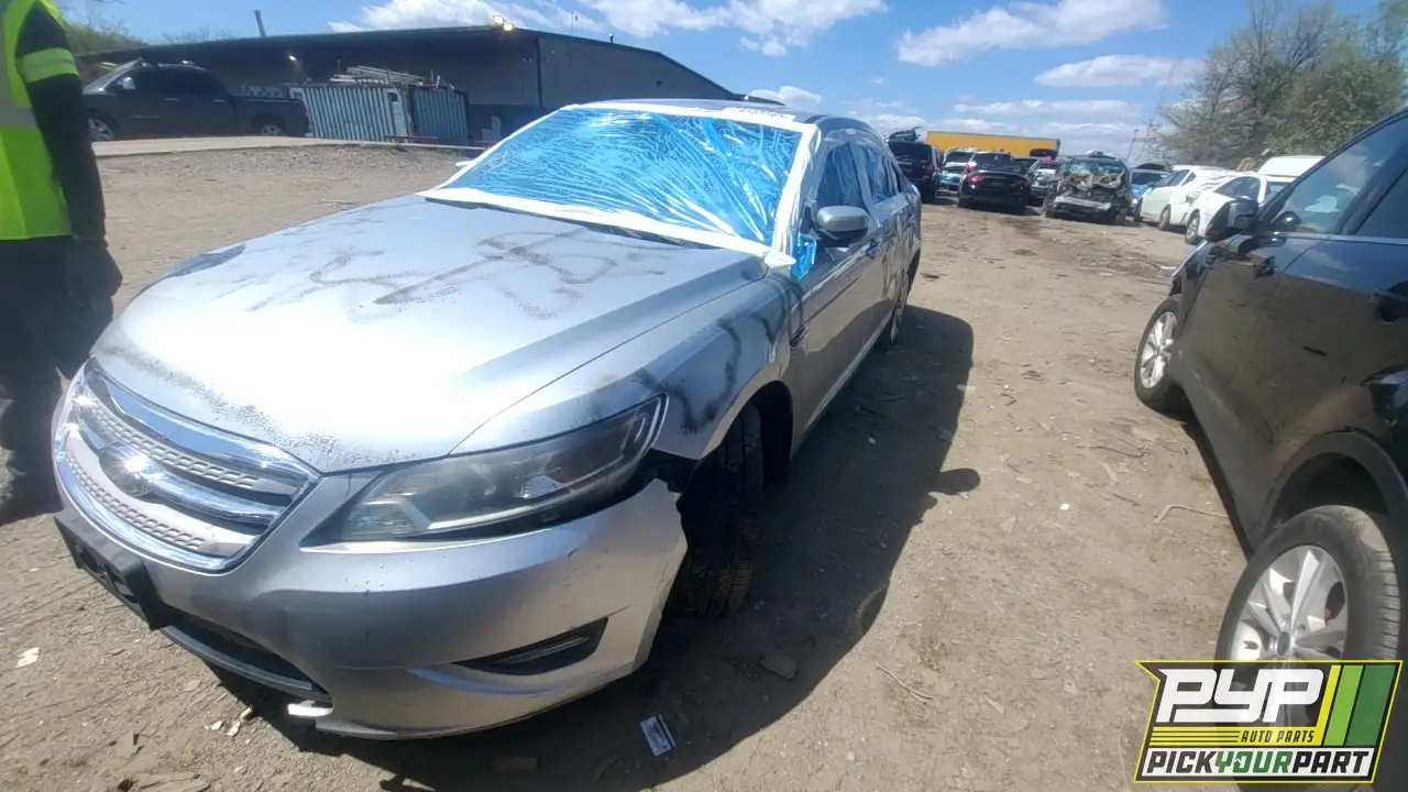 Photo of 2010 Ford Taurus