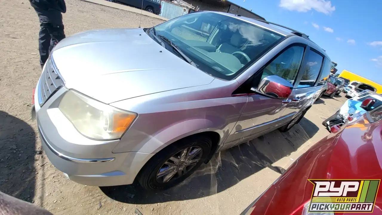 Photo of 2008 Chrysler Town & Country