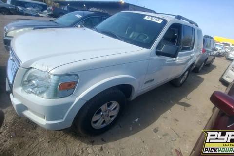 Photo of 2008 Ford Explorer