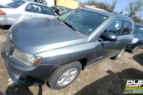 Photo of 2014 Jeep Compass