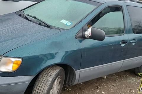 Photo of 1998 Toyota Sienna