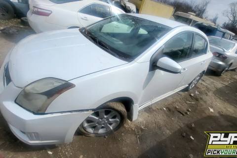 Photo of 2011 Nissan Sentra