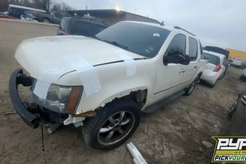 Photo of 2010 Chevrolet Avalanche