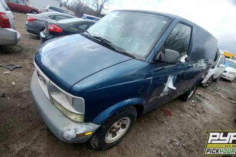 Photo of 2001 Gmc Safari