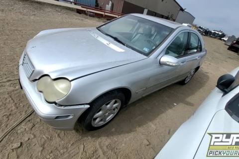 Photo of 2001 Mercedes-Benz C320