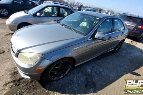 Photo of 2010 Mercedes-Benz C300