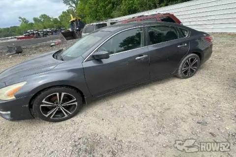 Photo of 2013 Nissan Altima