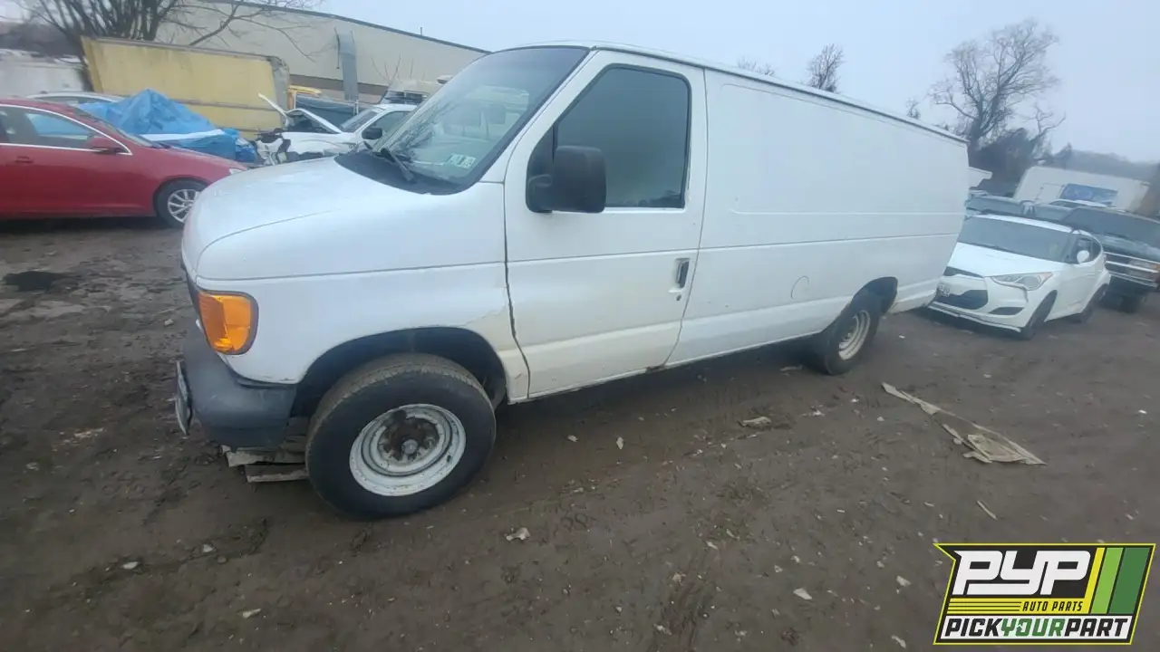 Photo of 2004 Ford E-250