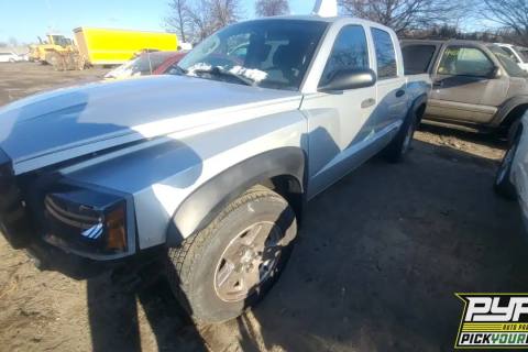 Photo of 2005 Dodge Dakota