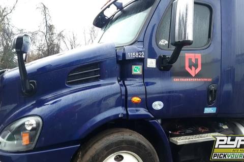 Photo of 2015 Freightliner Cascadia