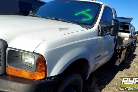 Photo of 2001 Ford F-550 Super Duty