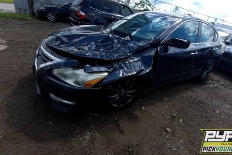 Photo of 2015 Nissan Altima