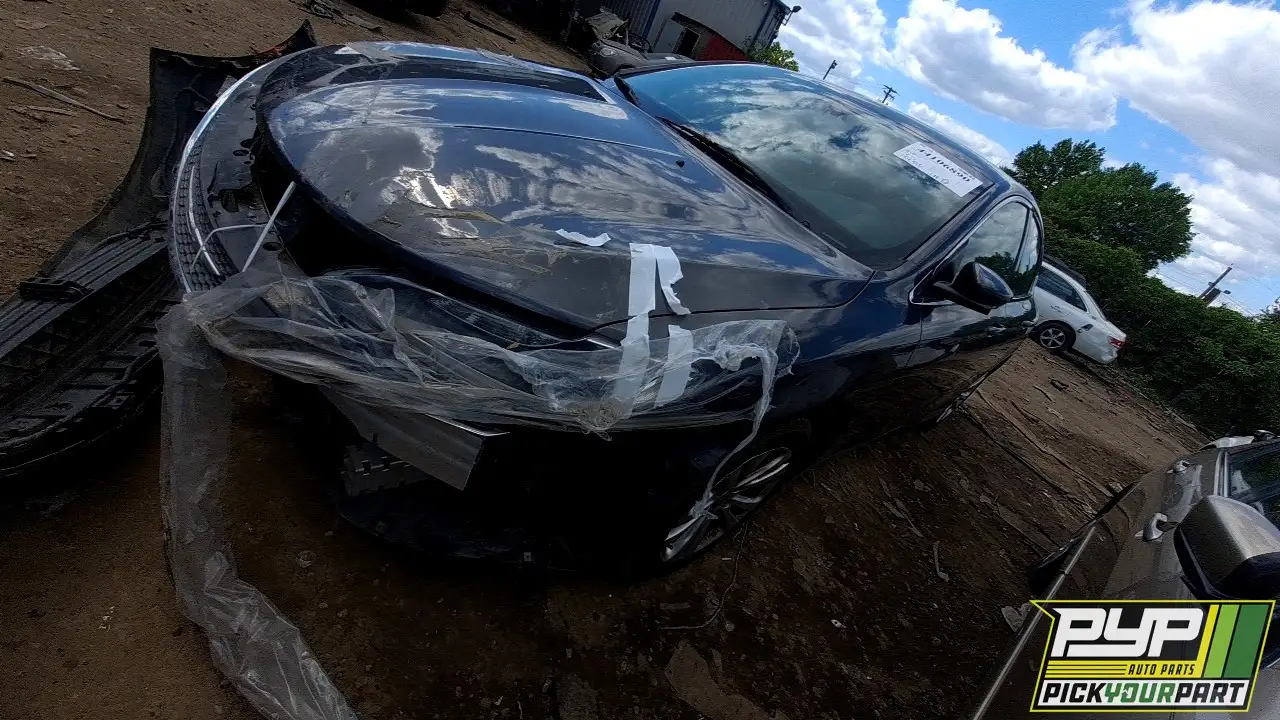 Photo of 2015 Chrysler 200