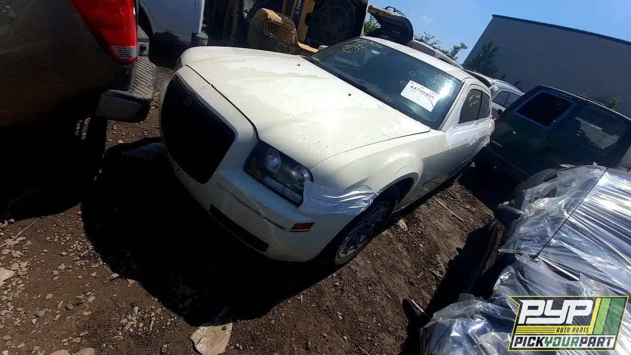 Photo of 2005 Chrysler 300