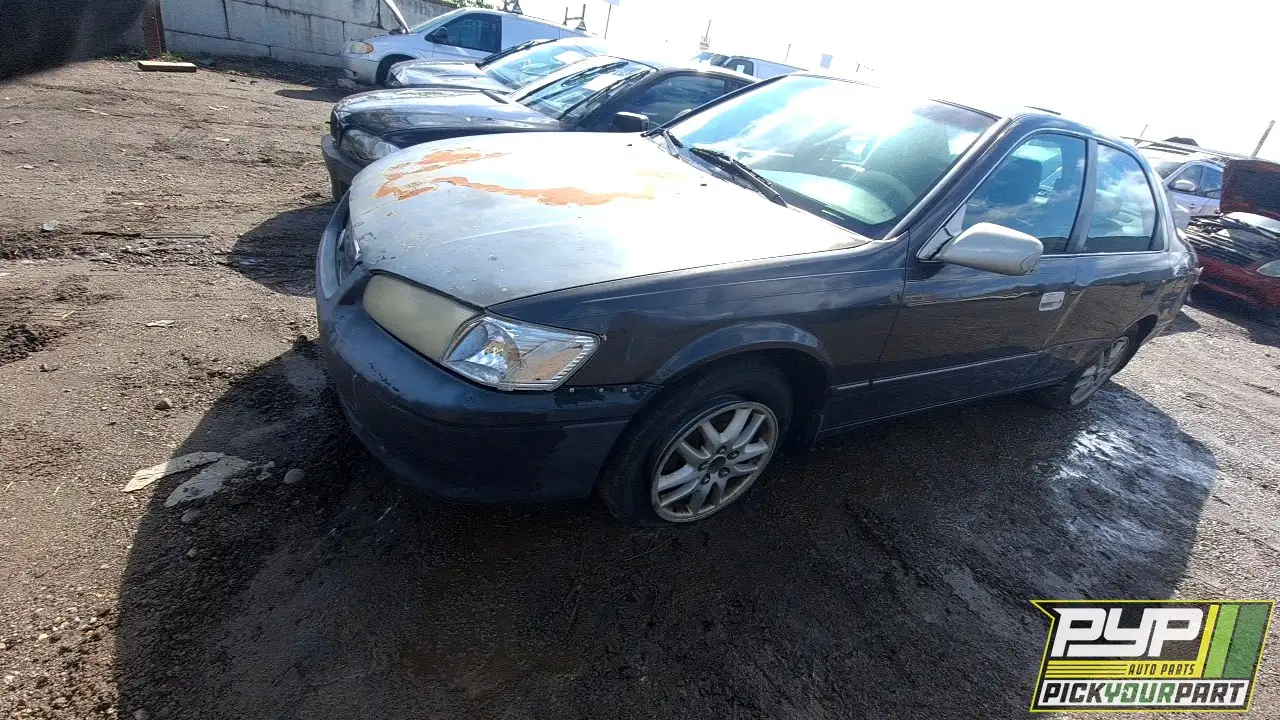 Photo of 2000 Toyota Camry