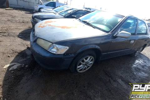 Photo of 2000 Toyota Camry