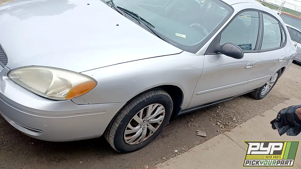 Photo of 2006 Ford Taurus