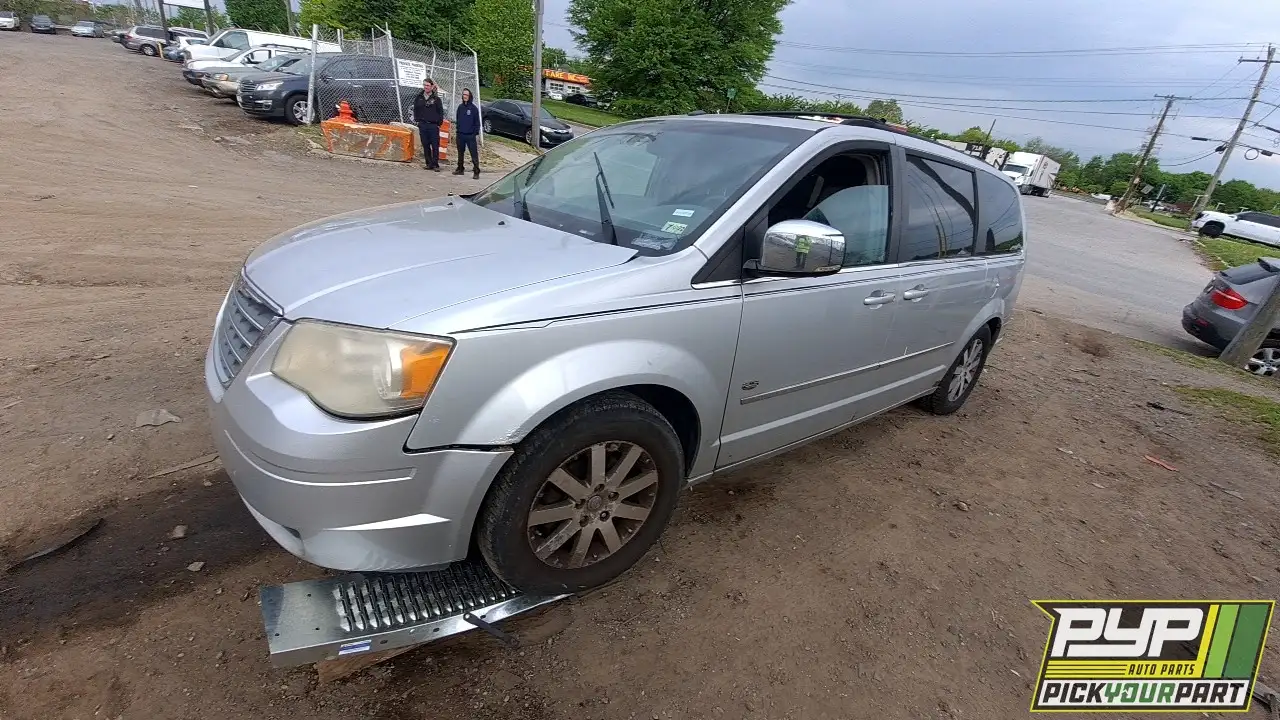 Photo of 2009 Chrysler Town & Country
