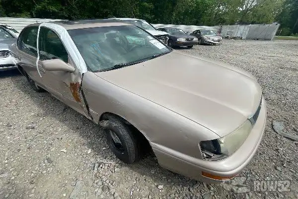 Photo of 1997 Toyota Avalon
