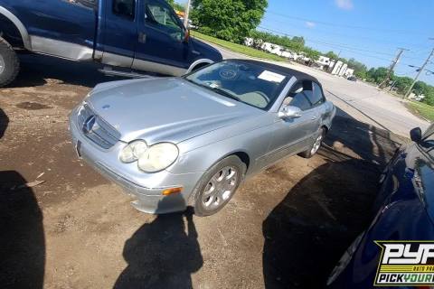 Photo of 2004 Mercedes-Benz Clk320