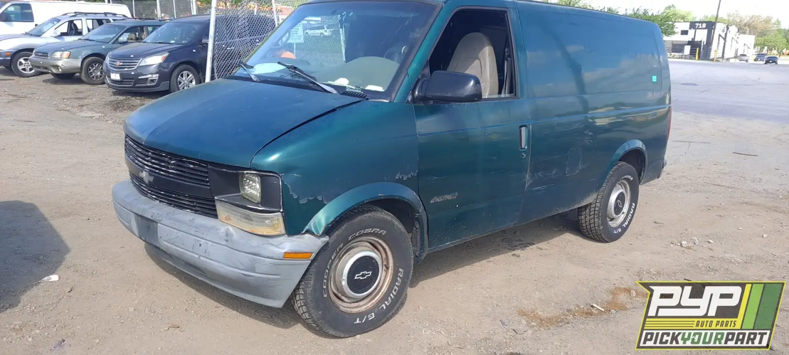 Photo of 1999 Chevrolet Astro