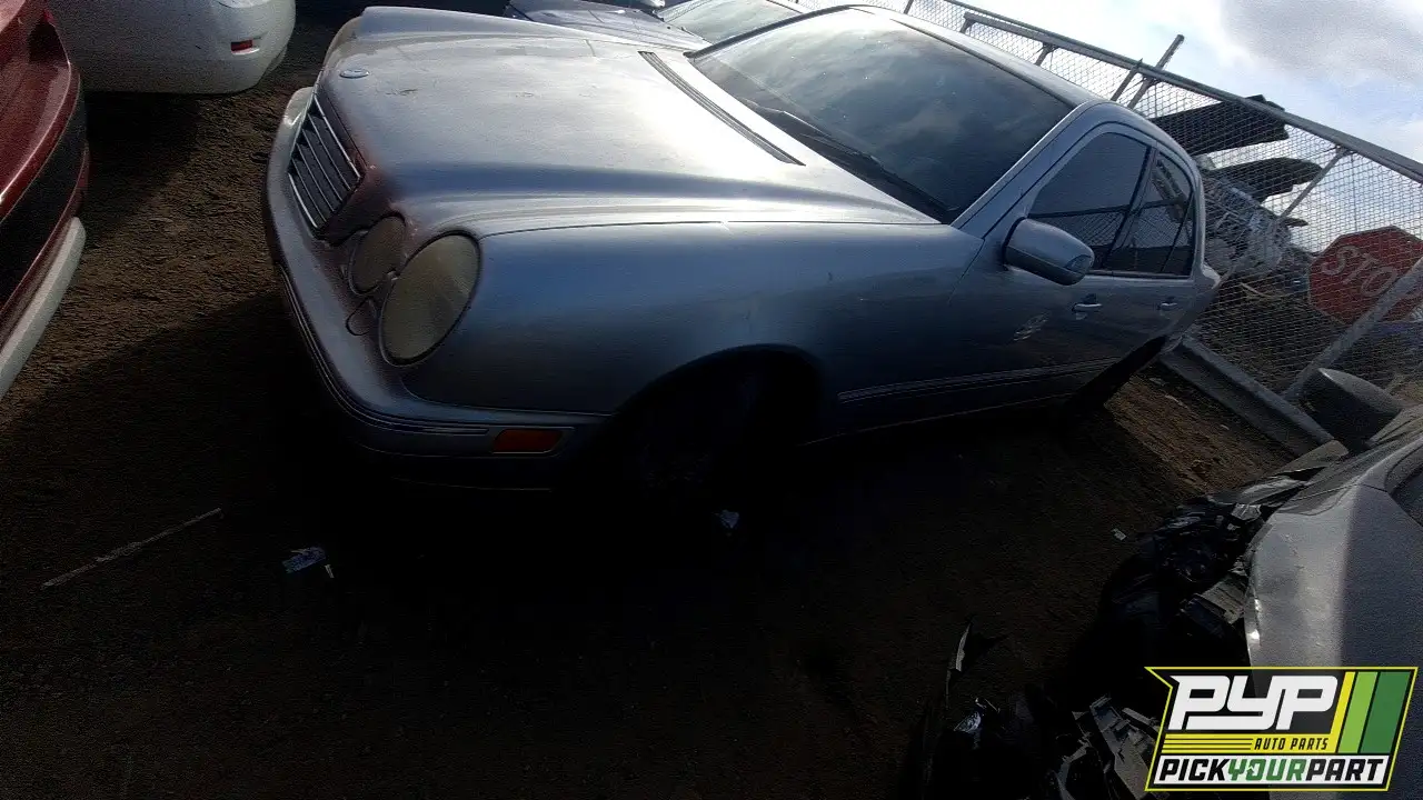 Photo of 2002 Mercedes-Benz E320