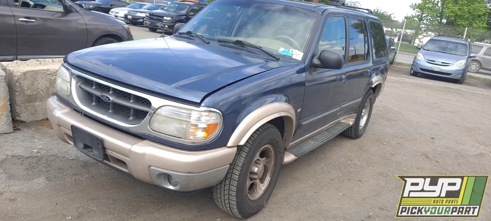 Photo of 2001 Ford Explorer