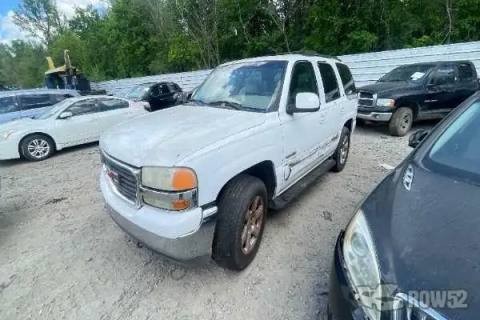 Photo of 2002 GMC Yukon Denali