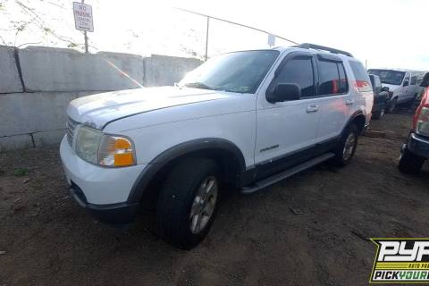 Photo of 2005 Ford Explorer