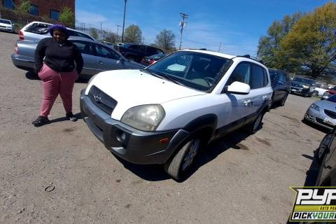 Photo of 2005 Hyundai Tucson