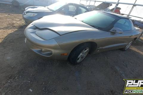Photo of 2000 Pontiac Firebird