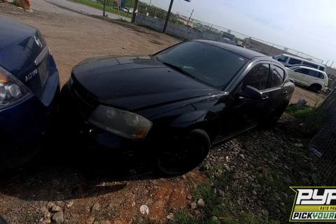 Photo of 2014 Dodge Avenger