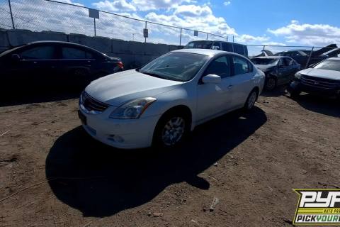 Photo of 2011 Nissan Altima