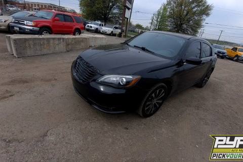 Photo of 2013 Chrysler 200