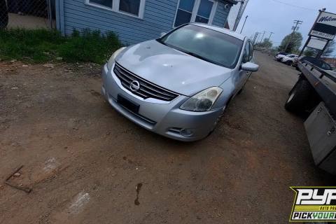 Photo of 2011 Nissan Altima