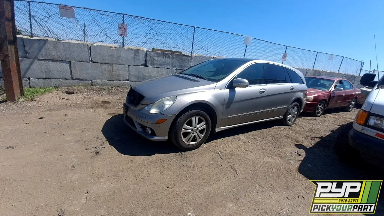 Photo of 2008 Mercedes-Benz R350