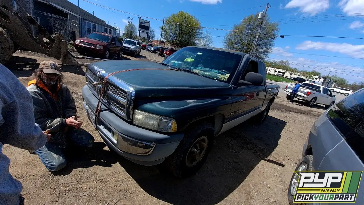 Photo of 2001 Dodge Ram 1500