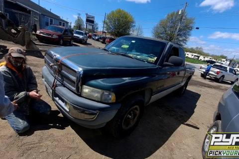 Photo of 2001 Dodge Ram 1500