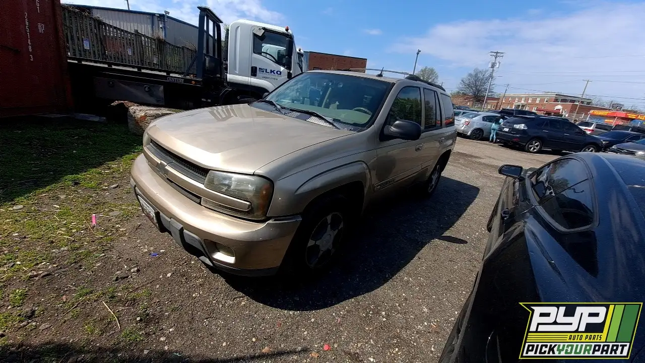 Photo of 2004 Chevrolet Trailblazer