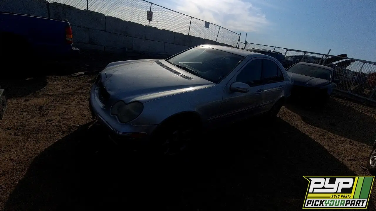Photo of 2004 Mercedes-Benz C320