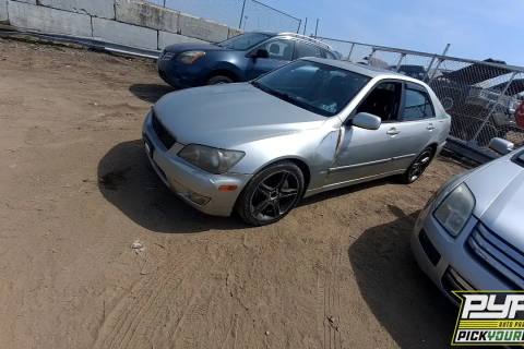 Photo of 2005 Lexus Is300