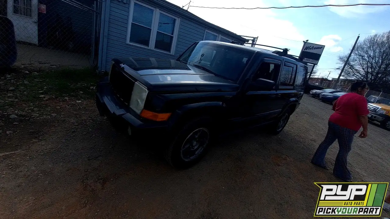 Photo of 2006 Jeep Commander
