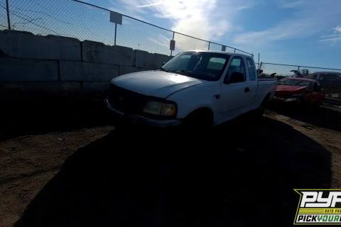Photo of 2000 Ford F-150