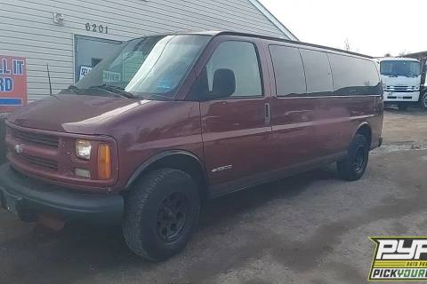 Photo of 2002 Chevrolet Express 3500