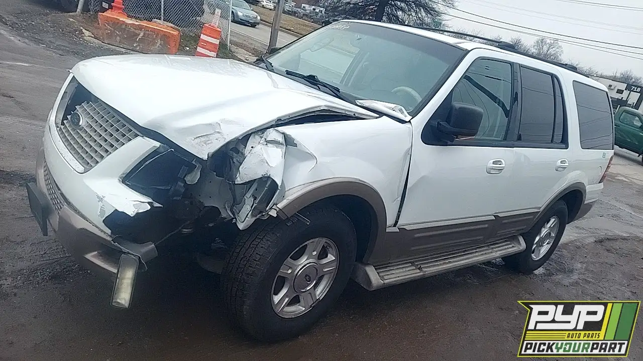 Photo of 2004 Ford Expedition