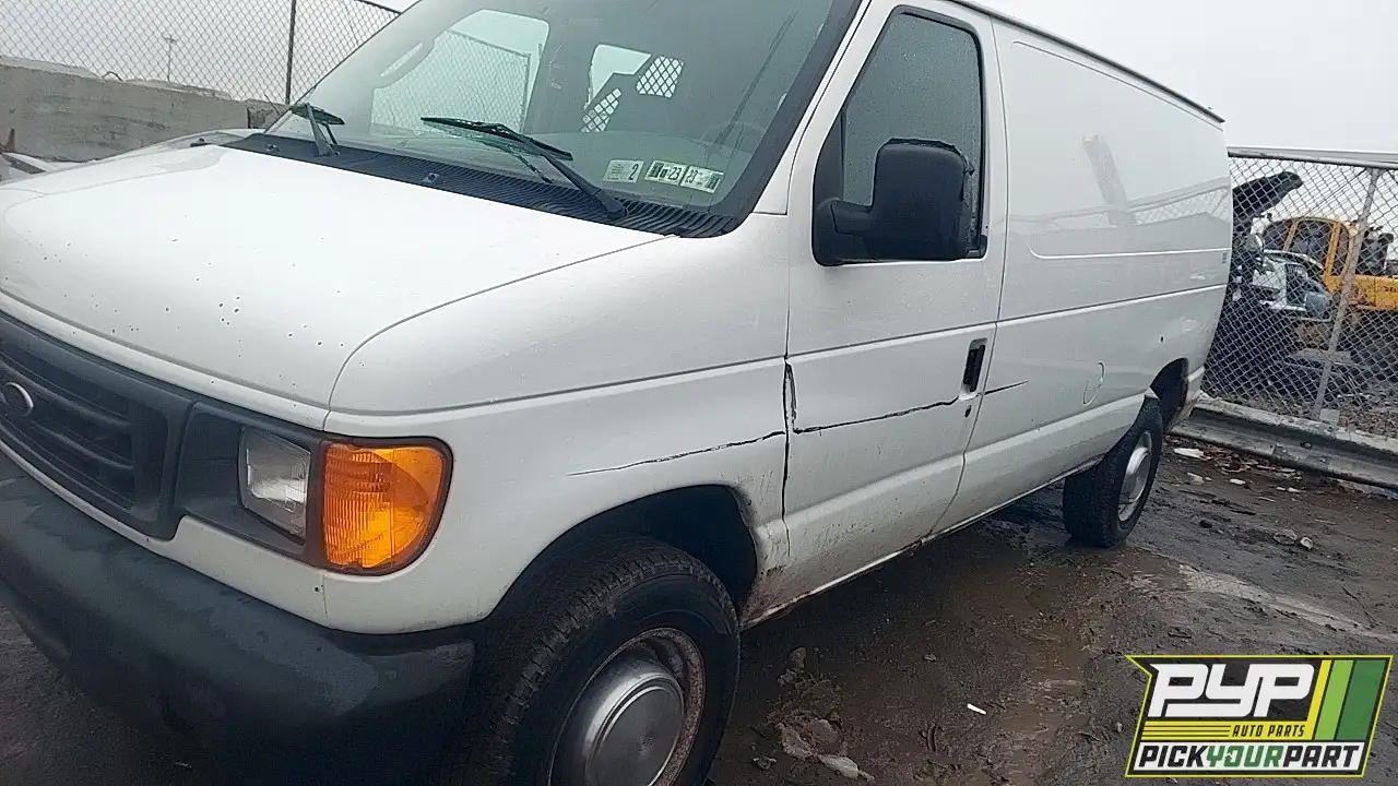 Photo of 2004 Ford E-250