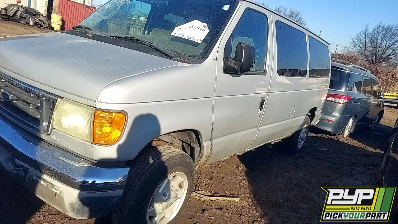 Photo of 2004 Ford E-350 Club Wagon